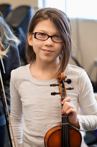 girl_with_violin