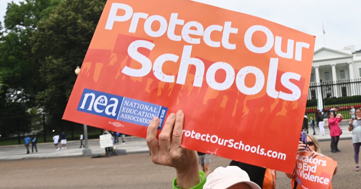 NEA and Everytown Release School Gun Violence Prevention Guide | NEA
