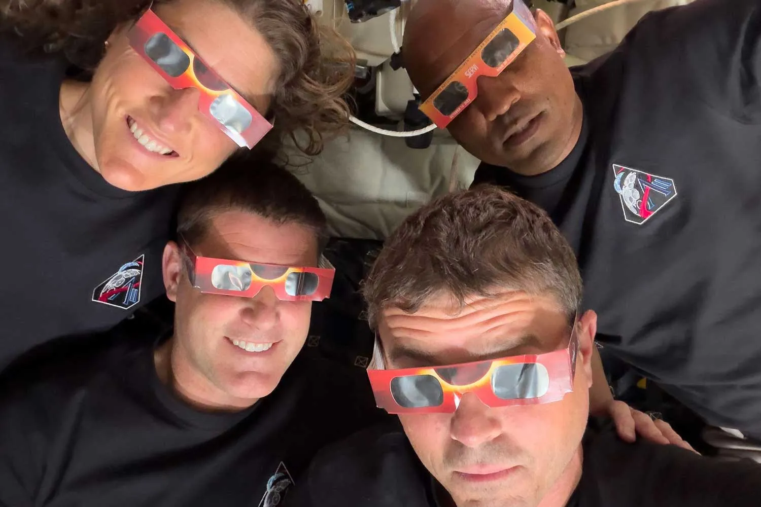 يستخدم طاقم Artemis II مشاهد الكسوف