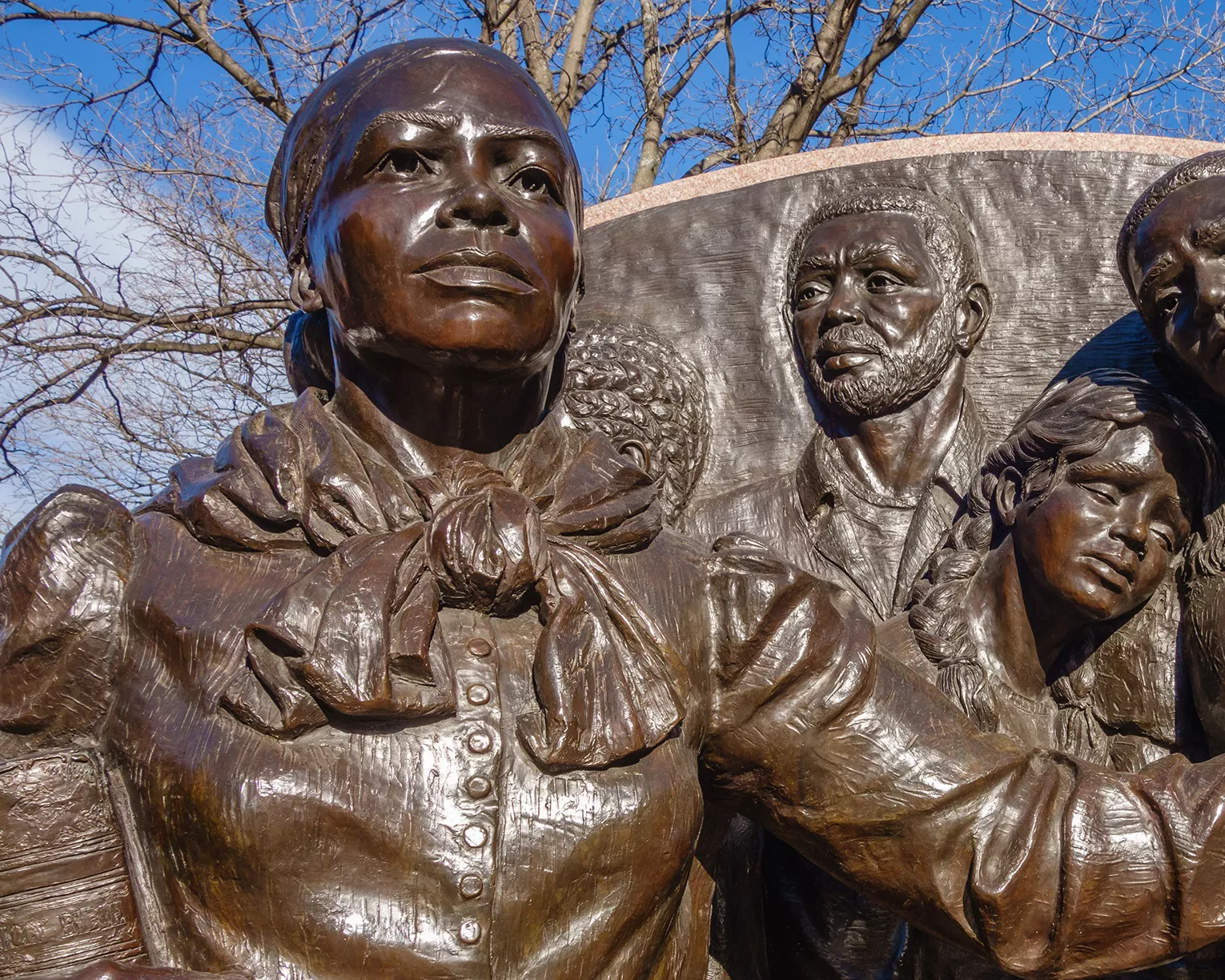 Harriet Tubman memorial bronze statue