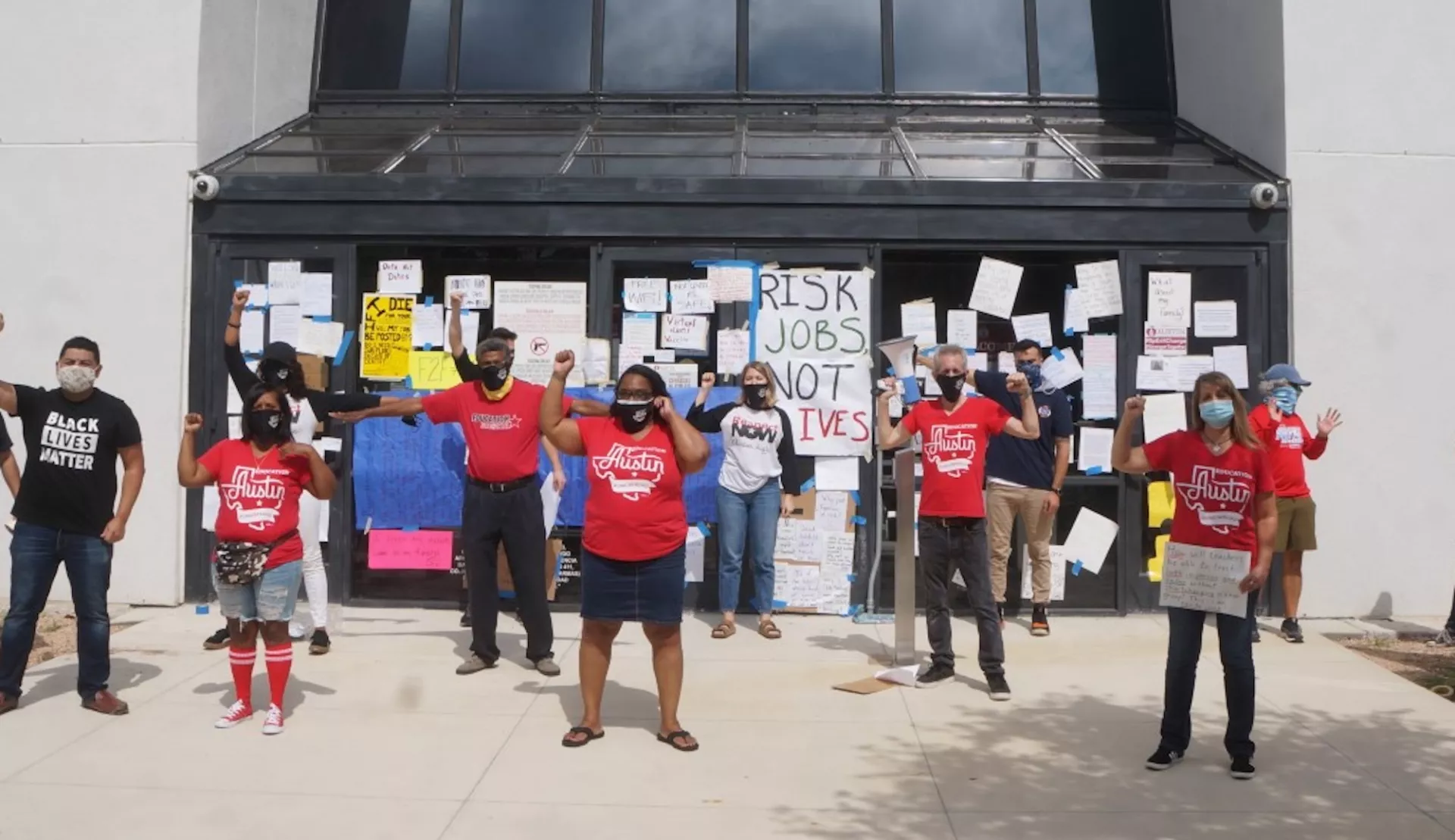 austin teachers vaccine