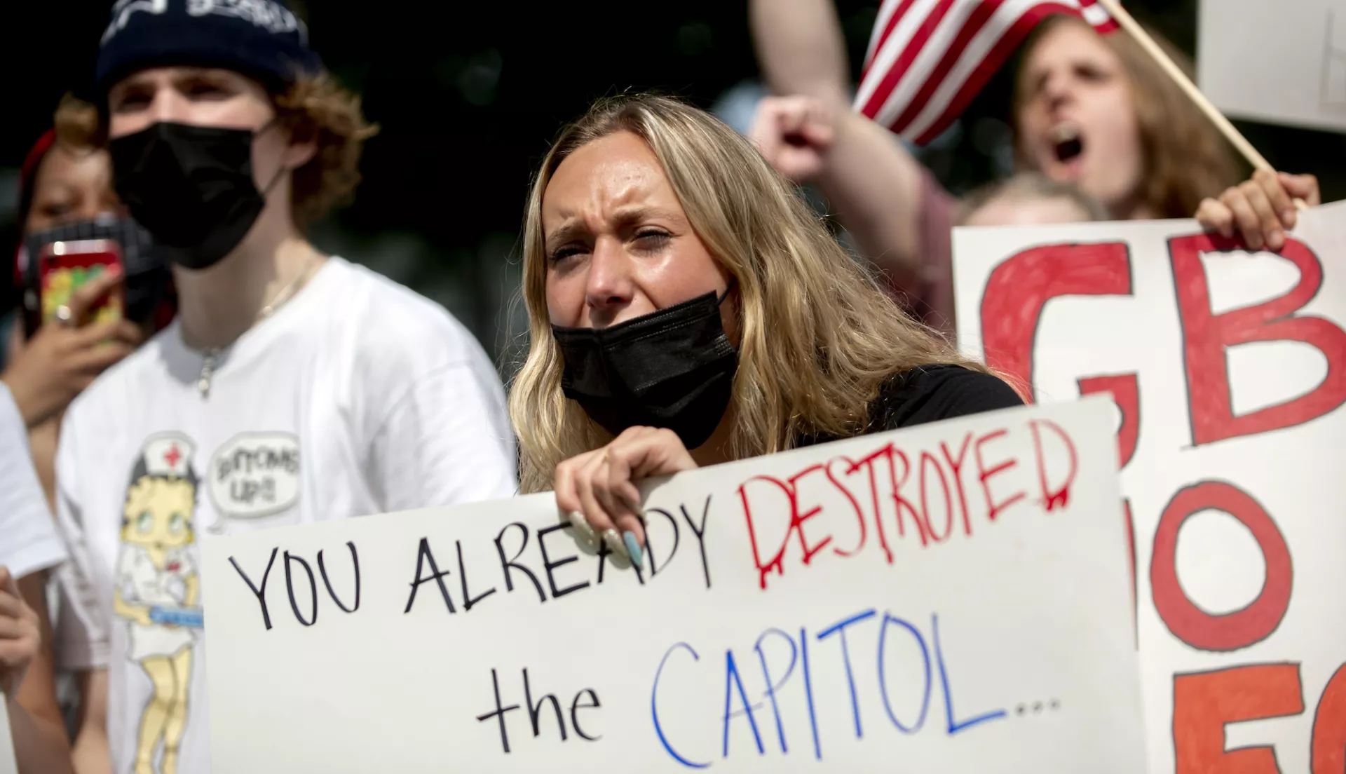 qanon protests michigan