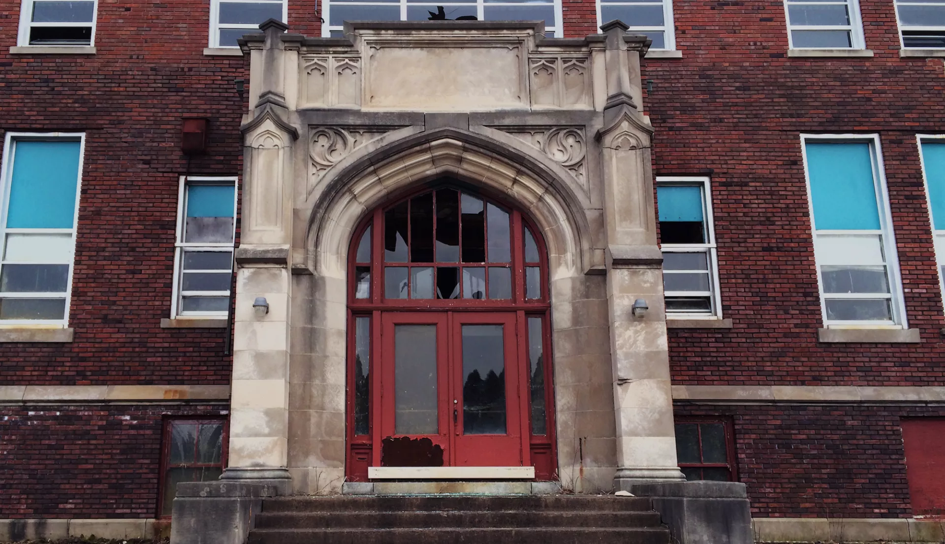 closing schools due to low enrollment