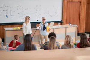 faculty pay