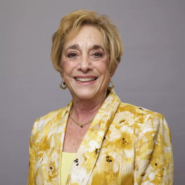 Marilyn Warner