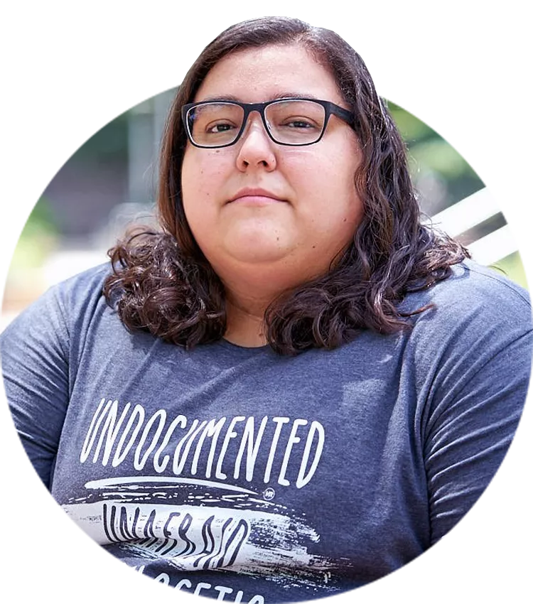 Karen Reyes headshot