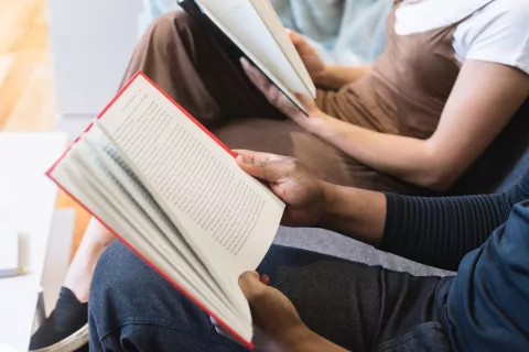 Older students read books 