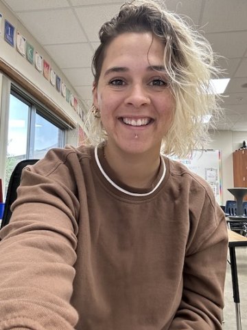 Selfie of Minnesota educator Hannah Grimley 